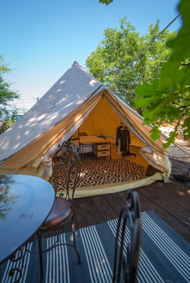 Rock Oak Camping 2 Имотски Экстерьер фото